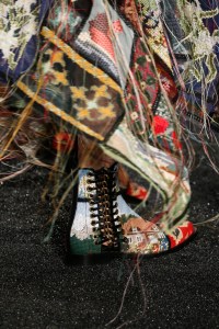 Details at Alexander Mcqueen RTW Fall 2017