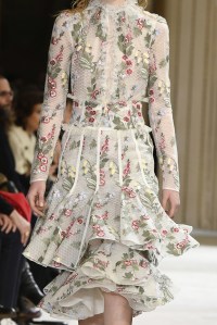 Details at Giambattista Valli RTW Fall 2017