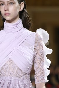 Details at Giambattista Valli RTW Fall 2017
