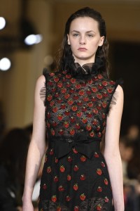 Details at Giambattista Valli RTW Fall 2017