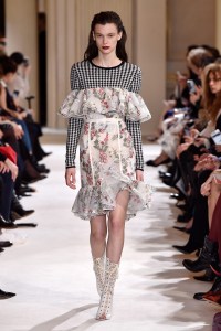 Giambattista Valli RTW Fall 2017