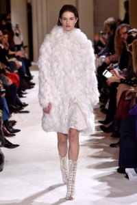 Giambattista Valli RTW Fall 2017