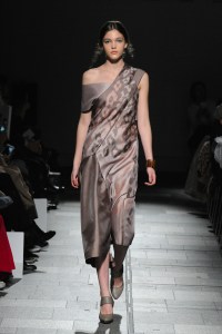 Hanae Mori Manuscrit RTW fall 2017