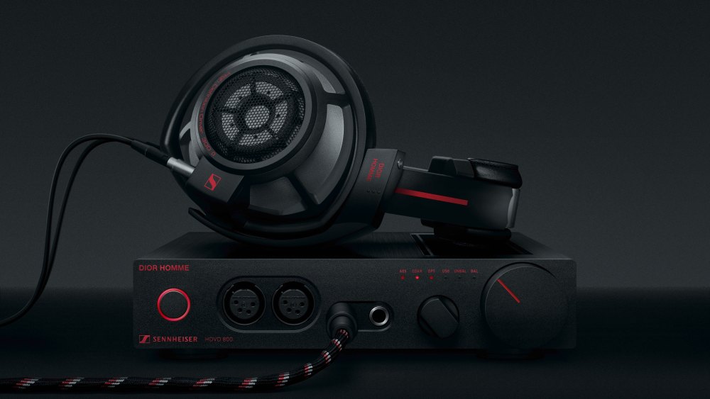 Dior Homme unveils its new headphones collaboration with Sennheiser. Above is the HD 800 Sennheiser x Dior Homme home solution.