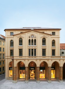 The facade of the new Herms flagship in Munich