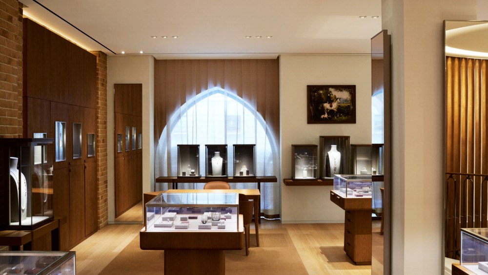 The women's jewelry department