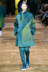 Issey Miyake RTW Fall 2017