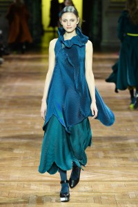 Issey Miyake RTW Fall 2017