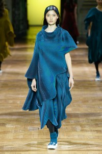 Issey Miyake RTW Fall 2017