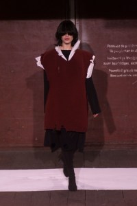 A look from Martin Margiela Fall 2000 collection