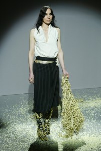 A look from Martin Margiela Fall 2003 collection