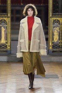 Pantone Top 20 Colors for Fall 2017: FLAME SCARLET, SHARON WAUCHOUB
