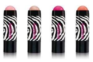 Phyto-Blush Twists.