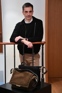 Emmanuel Tomasini at Paris Fashion Week Fall 2017