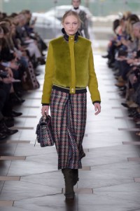 Pantone Top 20 Colors for Fall 2017: GOLDEN LIME, TORY BURCH