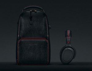 Travel Solution PXC 550 Sennheiser x Dior Homme headphone and Dior Homme backpack.