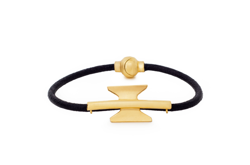 Amarist Studio Creates Refugees-Inspired Jewelry for Art New York