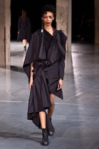 Yohji Yamamoto RTW Fall 2017