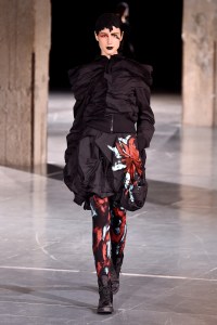 Yohji Yamamoto RTW Fall 2017