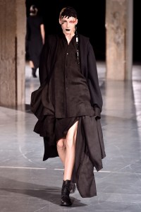 Yohji Yamamoto RTW Fall 2017