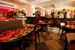 The atmosphere at 33 Greenwich.