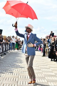 Street style at the 'Africa Now' festival in Paris
