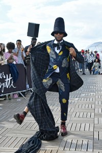 Street style at the 'Africa Now' festival in Paris