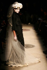A look from Comme des Garçons fall 2005.