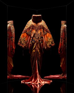 Shéhérazade outfit by John Galliano for Christian Dior, haute couture spring-summer 1998