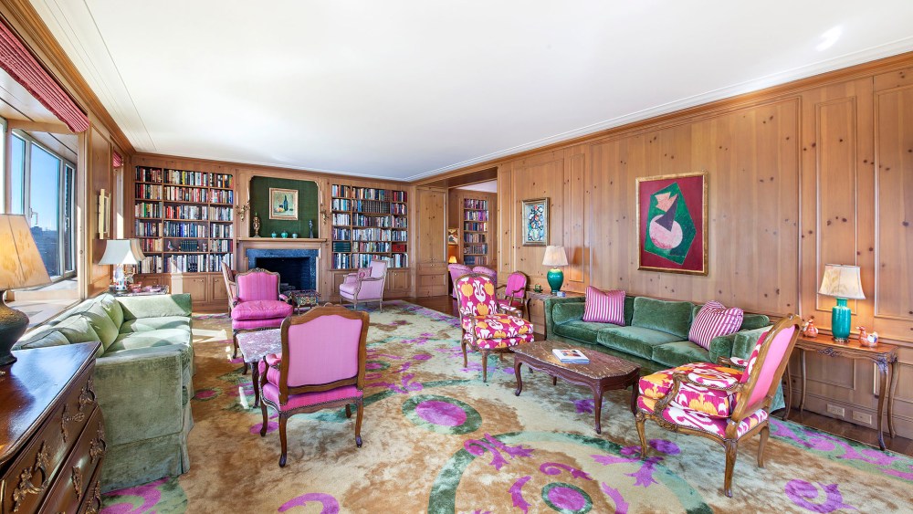 The notoriously private Swedish-born actress was drawn to the sprawling 2,855 square-foot apartment partly because the passing boats reminded her of her native Stockholm.