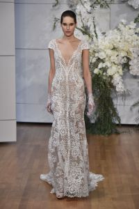 Monique Lhuilier Bridal Spring 2018
