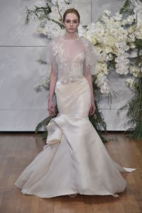 Monique Lhuilier Bridal Spring 2018