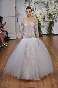 Monique Lhuillier Bridal Spring 2018