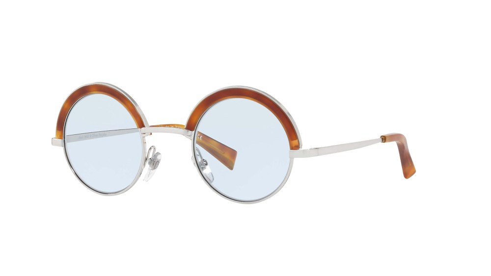 A look from Oliver Peoples' collaboration with Alain Mikli.