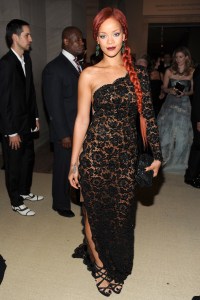 Rihanna attends the Metropolitan Museum of Art's 2011 Costume Institute Gala featuring the opening of the exhibit Alexander McQueen : Savage Beauty. Rihanna wears Stella McCartney.