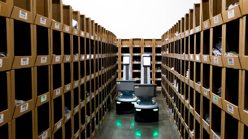 quiet logistics robotics