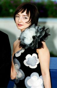 Maria de Medeiros during Cannes Film Festival 2001 at Palais des Festivals in Cannes, France. (Photo by Jean Baptiste Lacroix/WireImage)