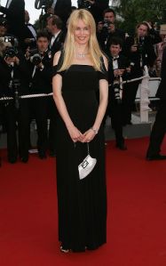 CANNES, FRANCE - MAY 28:  Model Claudia Schiffer attends the premiere of 'Transylvania' during the 59th International Cannes Film Festival closing ceremony at the Palais May 28, 2006 in Cannes, France.  (Photo by Peter Kramer/Getty Images)