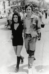 ONO LENNON Musician John Lennon and his wife Yoko Ono walk on the Croisette in Cannes, . They are presenting their films "Apothesis" and " The Fly" at the 25th Cannes International Film FestivalLENNON CANNES FILM FESTIVAL, CANNES, France