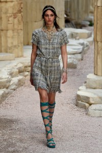 Chanel Cruise 2018 Show: All the Looks