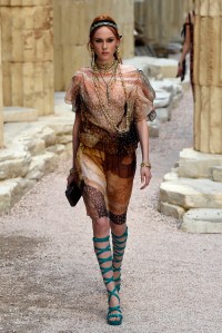 Chanel Cruise 2018 Show: All the Looks