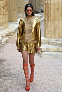 Chanel Cruise 2018 Show: All the Looks