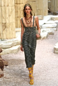 Chanel Cruise 2018 Show: All the Looks