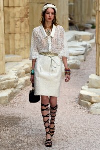 Chanel Cruise 2018 Show: All the Looks
