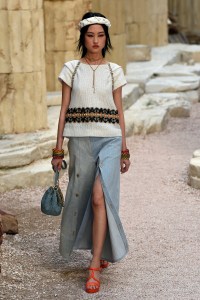 Chanel Cruise 2018 Show: All the Looks