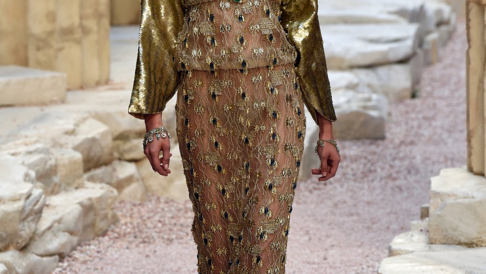 Chanel Cruise 2018 Show: All the Looks