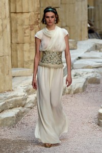 Chanel Cruise 2018 Show: All the Looks