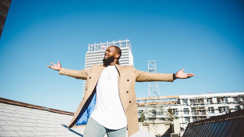 Green Bay Packers Tight End Martellus Bennett Debuts Children's Wear