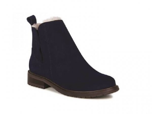 The Week Footwear: Why Brands Are Moving Toward Waterproof