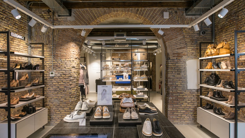 Geox store in Rome